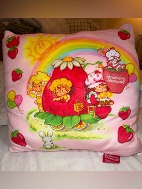 Strawberry Shortcake squish pillow Size: 14in x 14in NWT